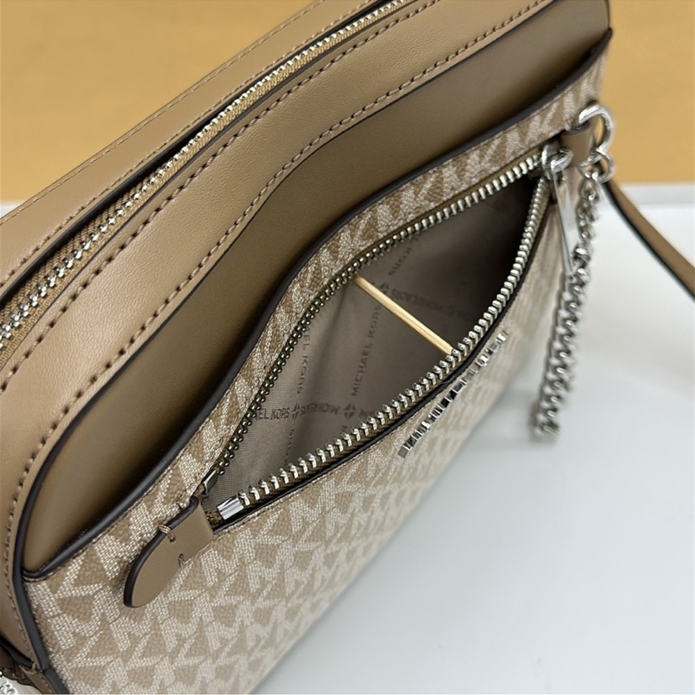 MICHAEL KORS Jet Set Lg Ombré Signature Logo EW Crossbody Body East West
Husk - Picture 6 of 16